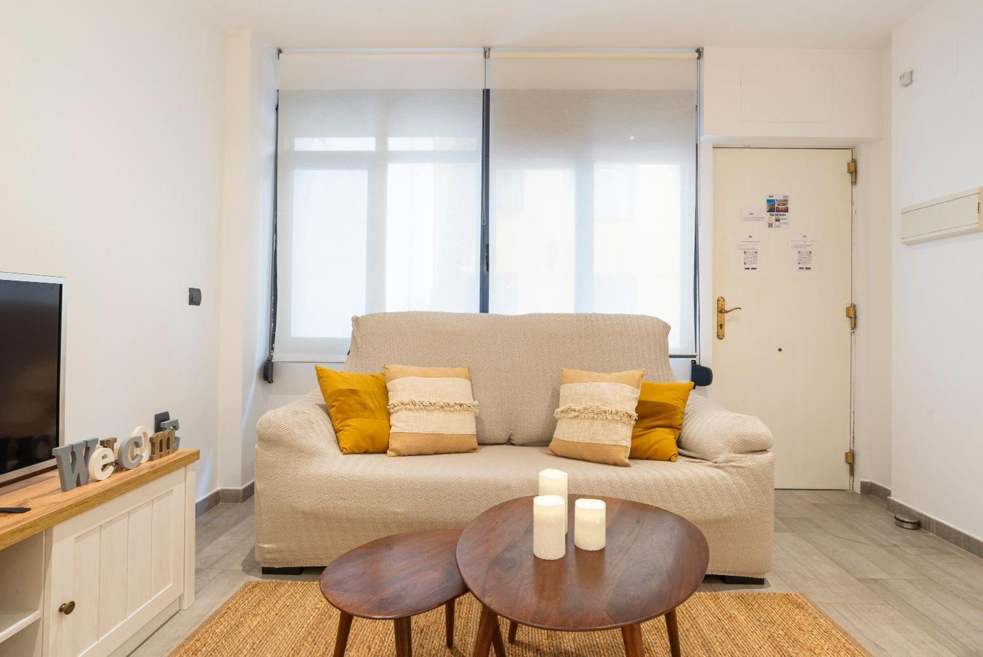 Andres Perez & Quiet Courtyard By Ele Apartments Málaga Buitenkant foto